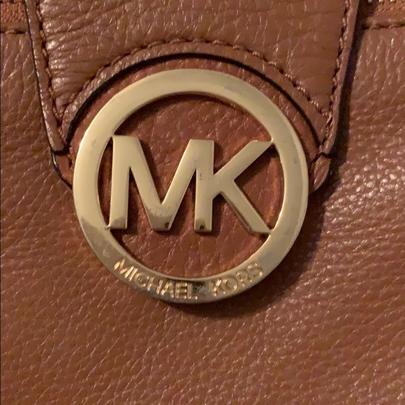MK satchel - Picture 4 of 4